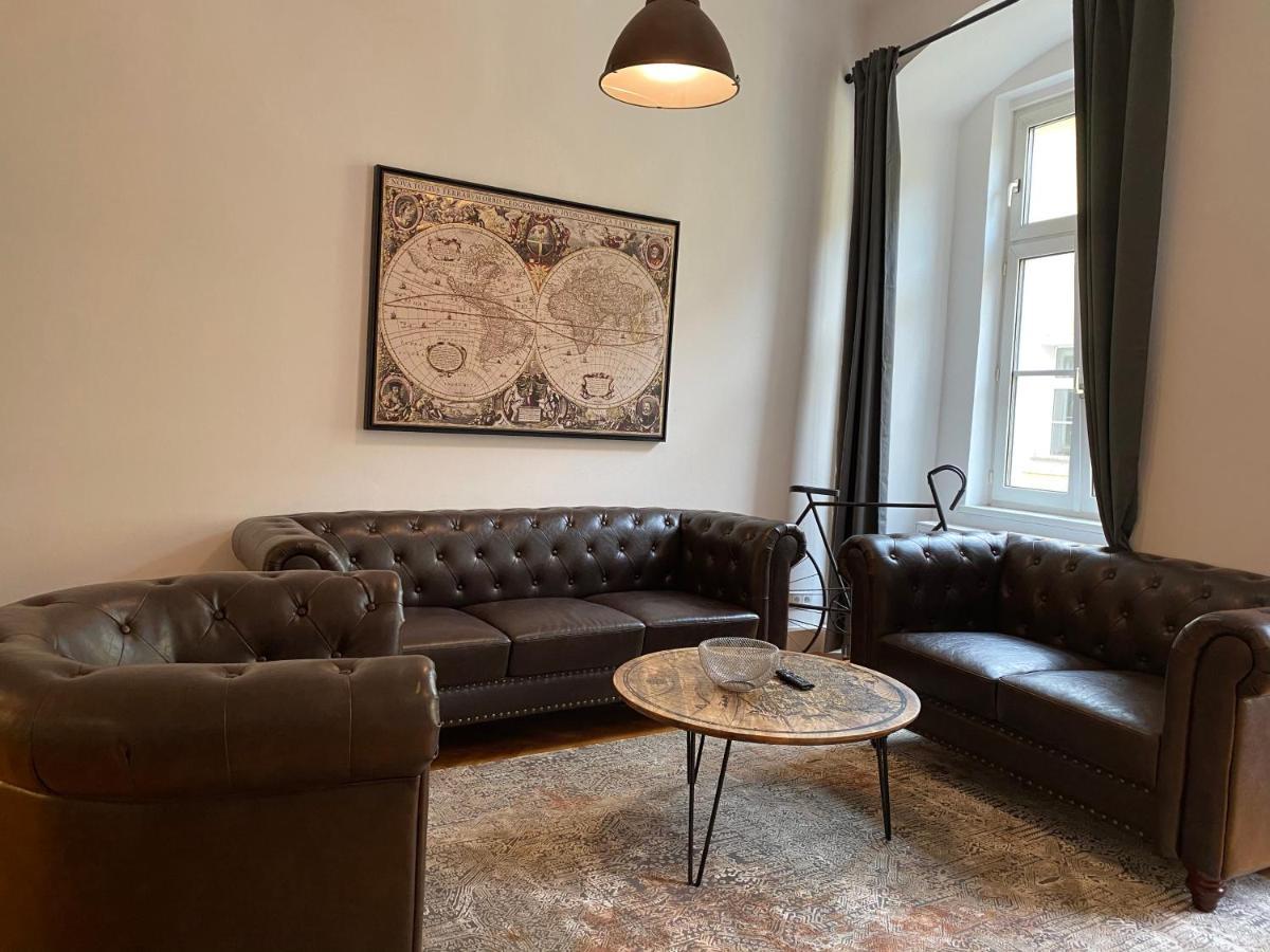 Industrial Apartment Schlossberg Linz Bagian luar foto