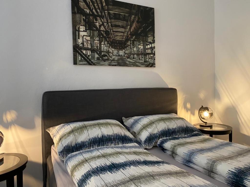 Industrial Apartment Schlossberg Linz Bagian luar foto
