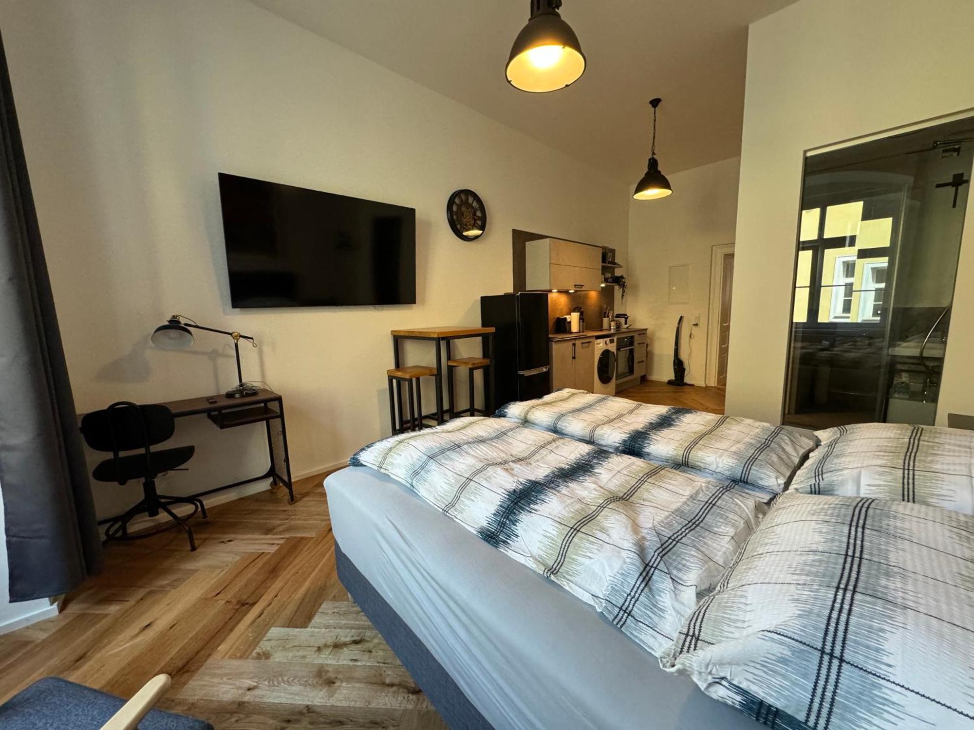 Industrial Apartment Schlossberg Linz Bagian luar foto